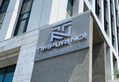 Timpuri Noi Square